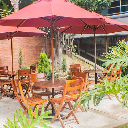 Leblon Suites Hotel Medellin Exterior photo