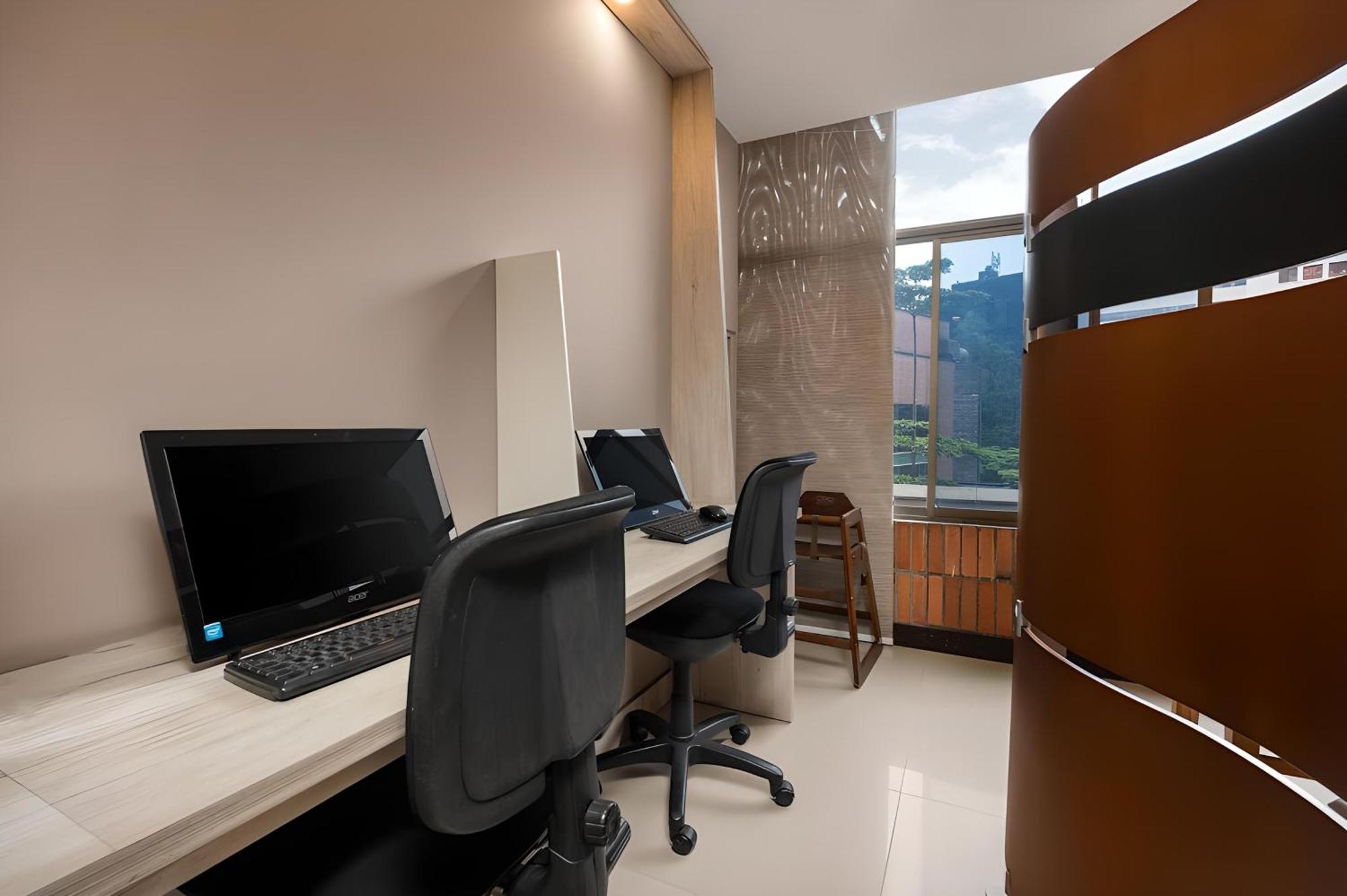 Leblon Suites Hotel Medellin Exterior photo